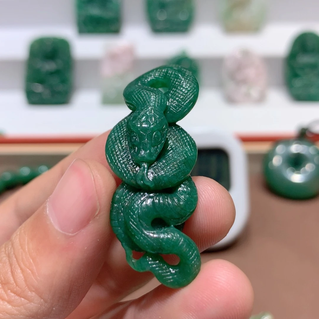 独山玉挂件未镶嵌z****6