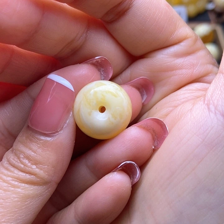 琥珀裸石未镶嵌星筠珠宝优选30