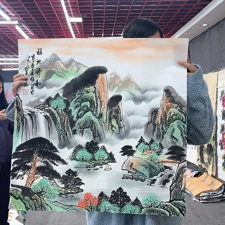 国画无毛或被短柔毛或近