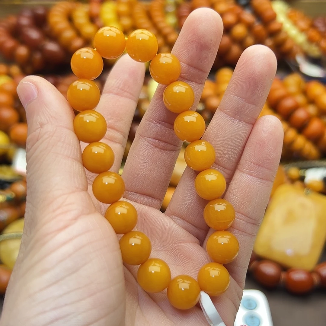 蜜蜡未镶嵌珠宝奇石