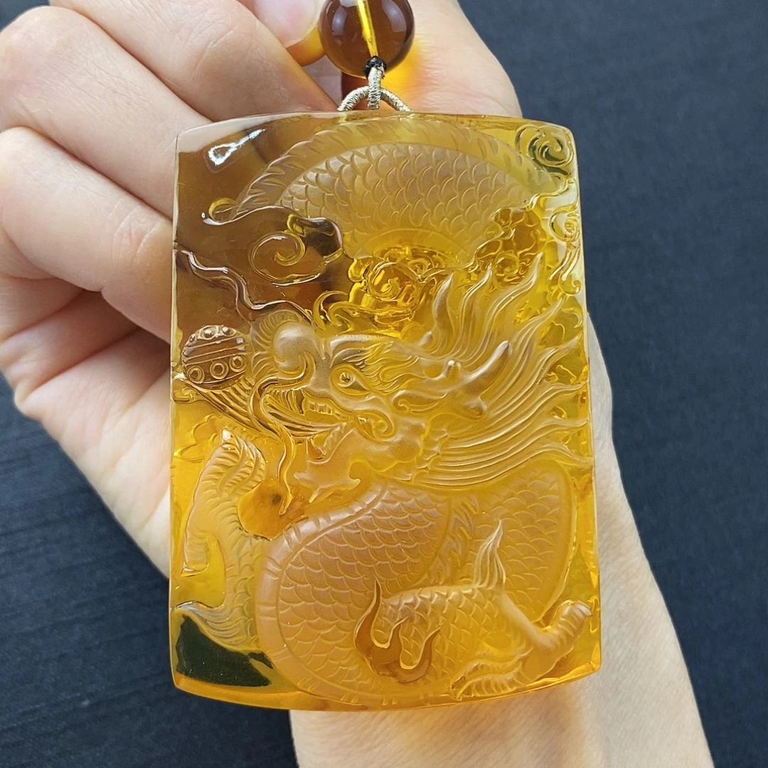 琥珀未镶嵌颈饰吊坠