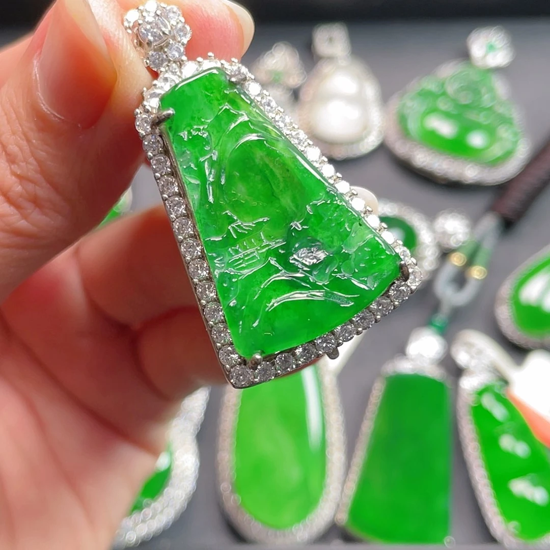 吊坠(不含链)未镶嵌翡翠