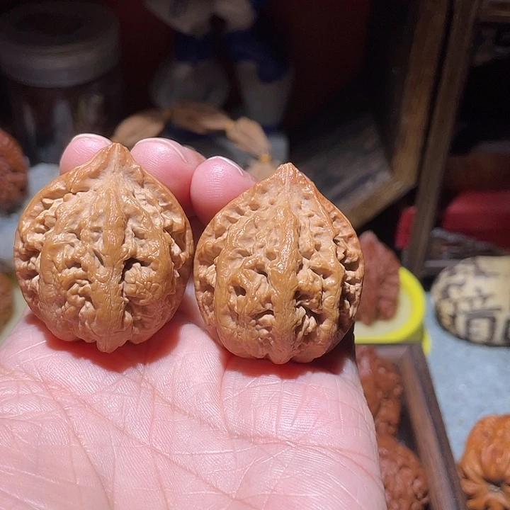 苏***壹抖音直播间核桃龙纹桃核
