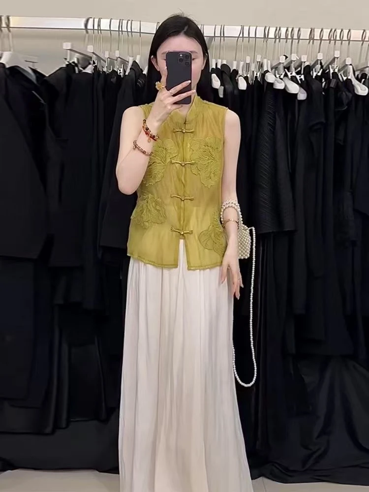 新中式国风减龄重工刺绣立领盘扣马甲