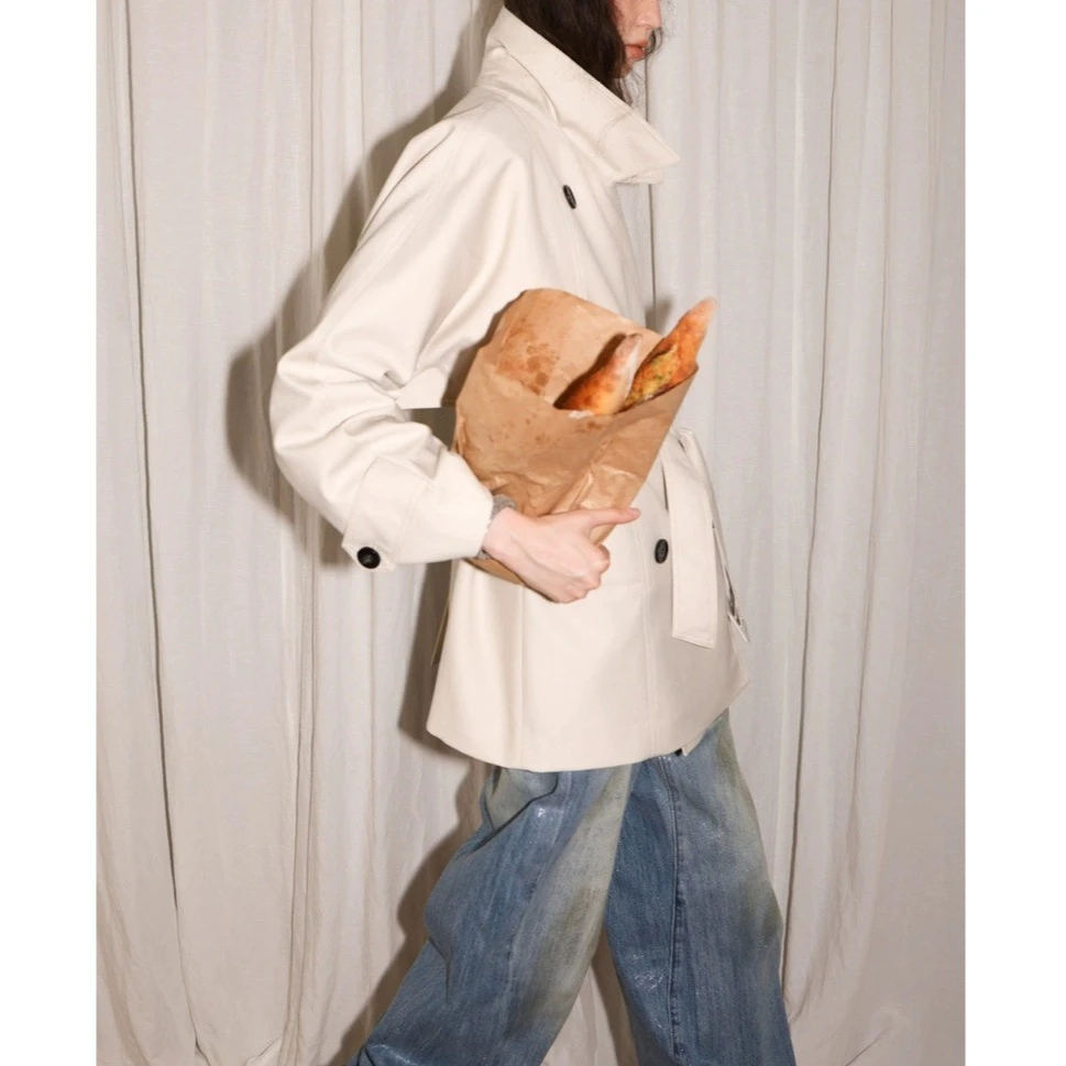 素舶 JI典斜纹立体廓形翻领短款风衣外套女