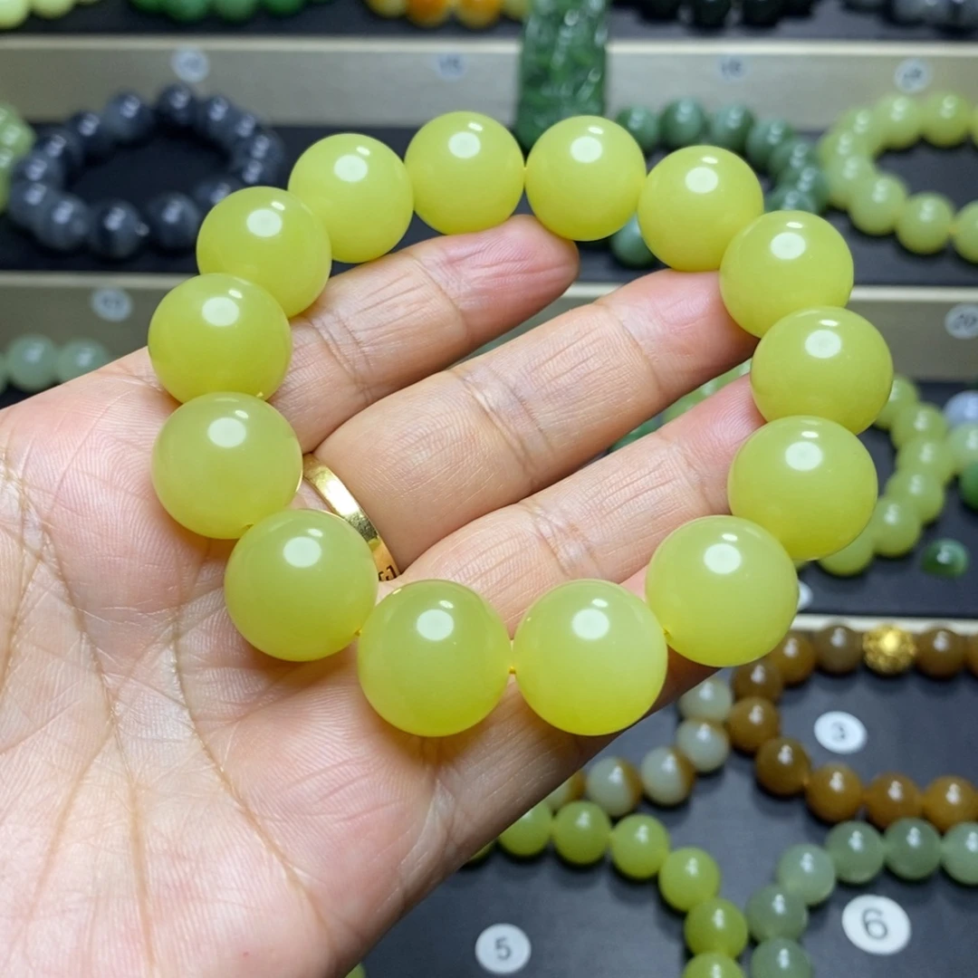 和田玉未镶嵌手串