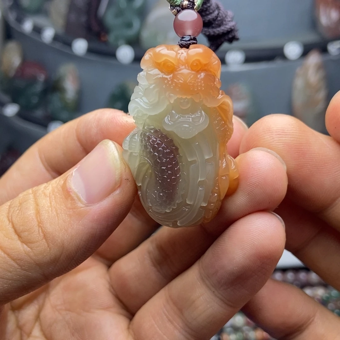 粗***饭玛瑙/玉髓颈饰未镶嵌