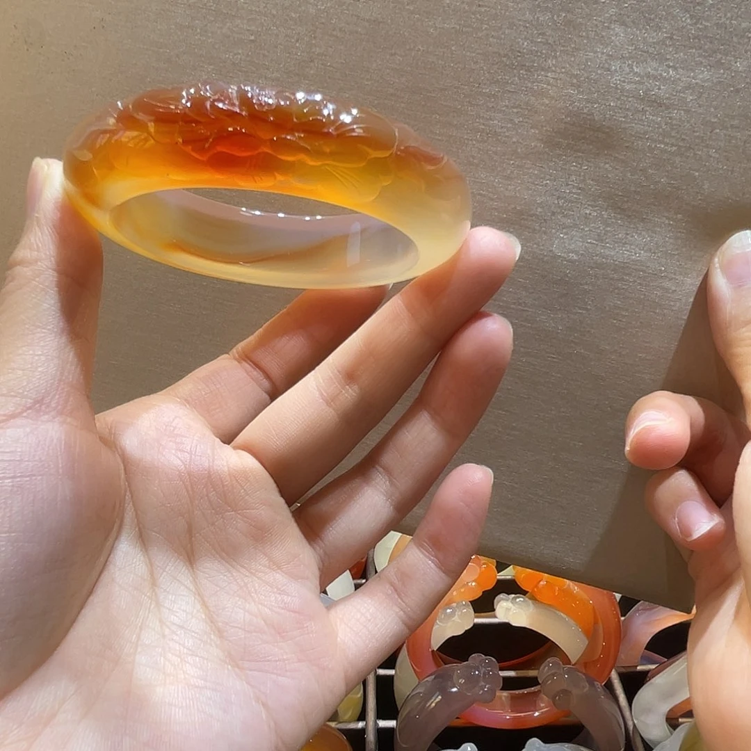 玛瑙/玉髓未镶嵌手镯