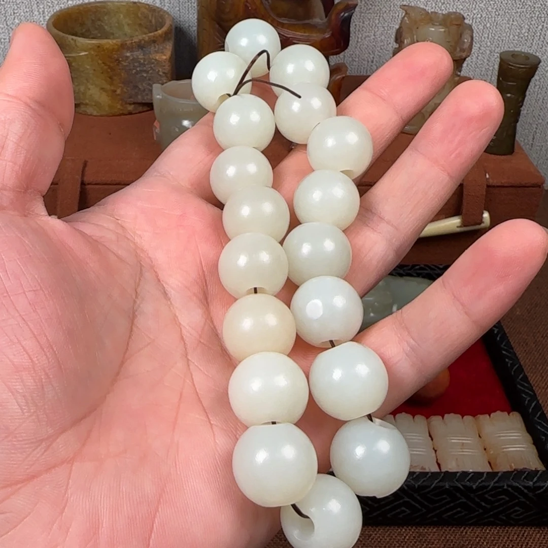 大***～非常精美的脖挂件