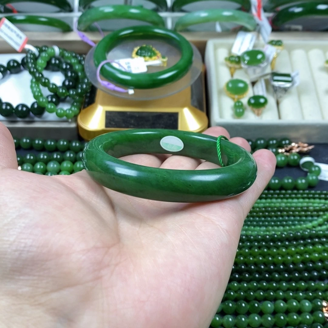和田玉（碧玉）手镯未镶嵌木*哥