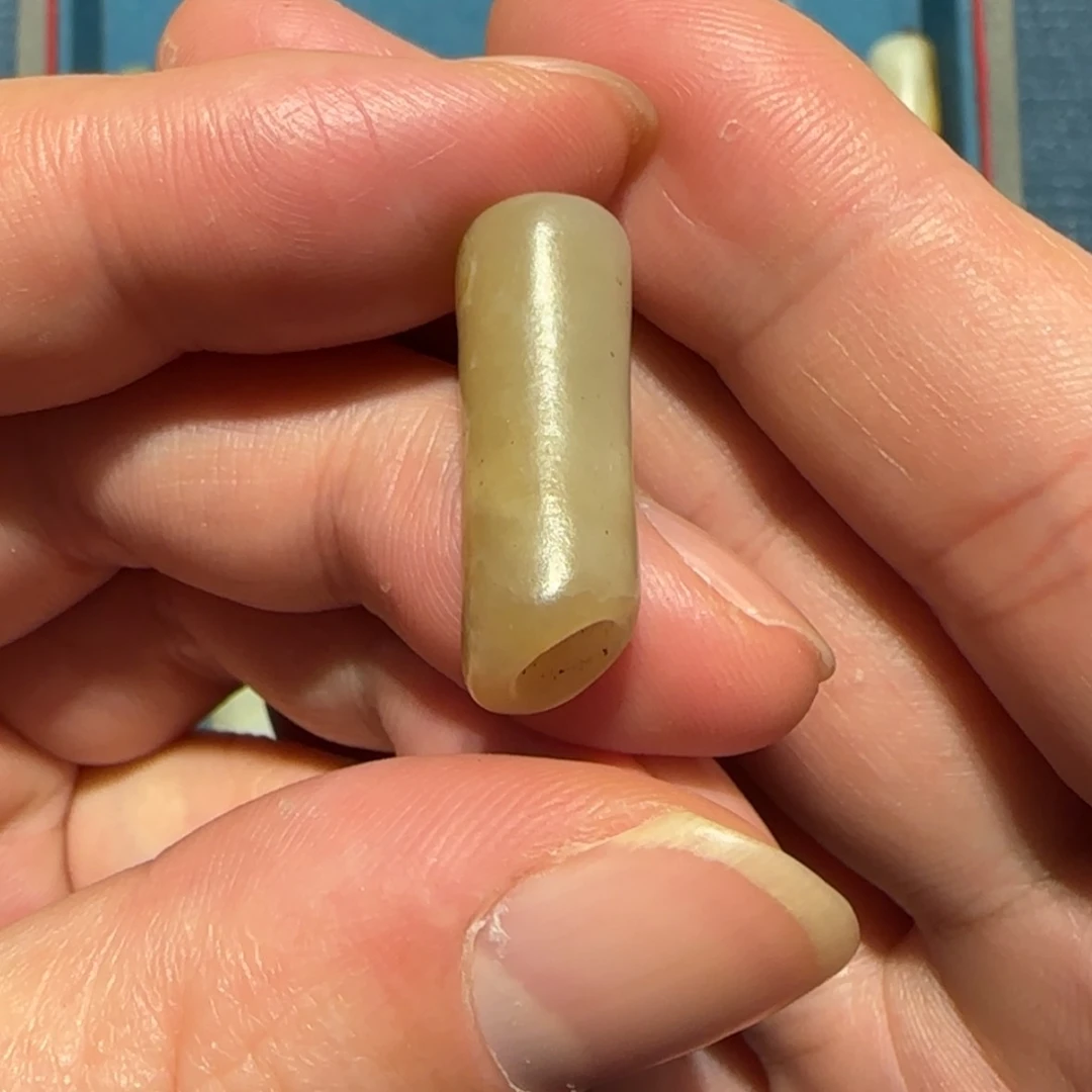 【闪购商品】和田玉颈饰未镶嵌道****步