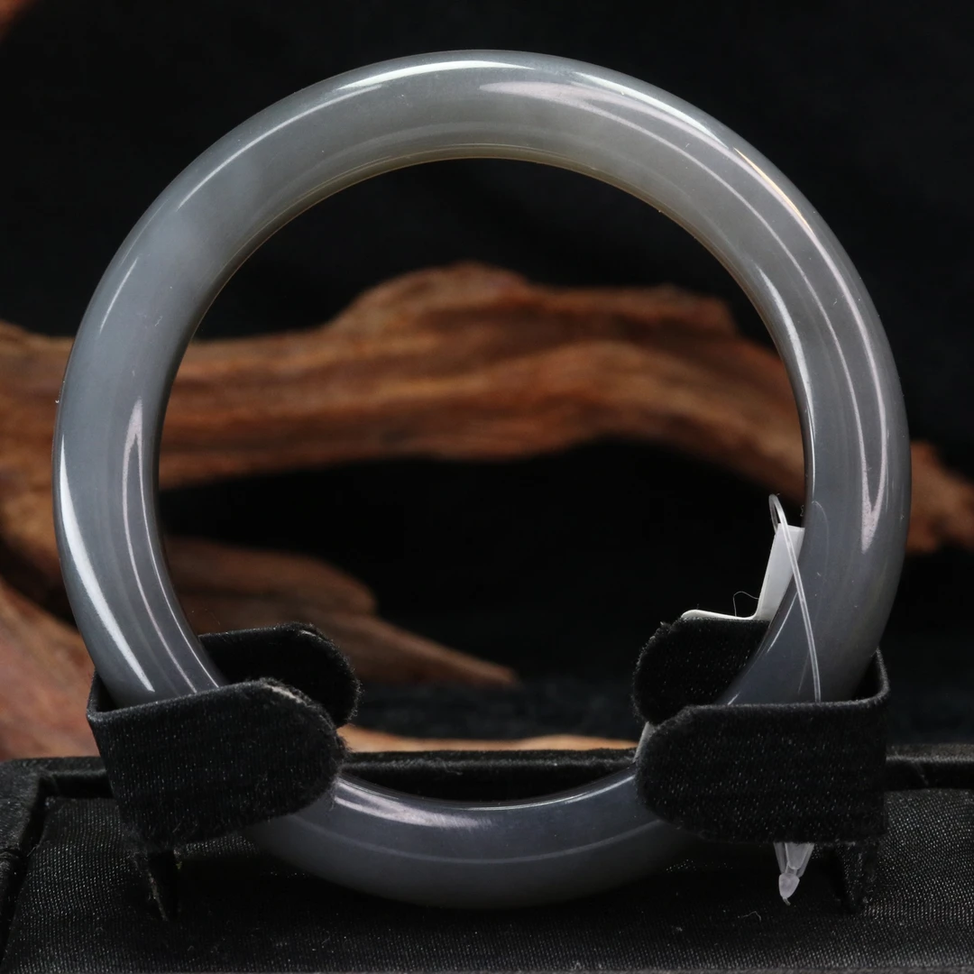 32和田玉烟紫手镯58/000390上海嘉禾拍卖