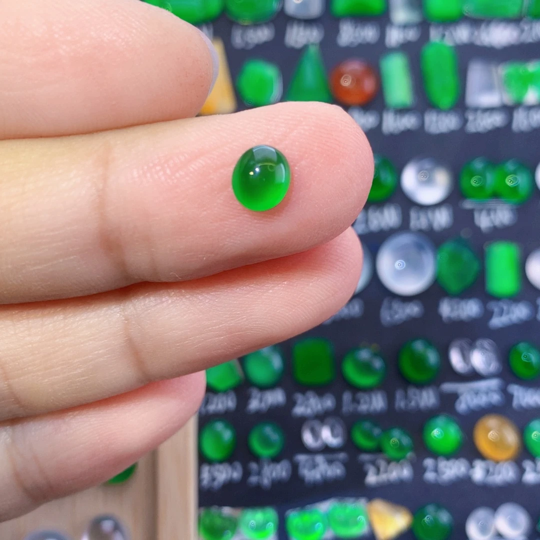 翡翠未镶嵌颈饰天然翡翠玉石绿蛋