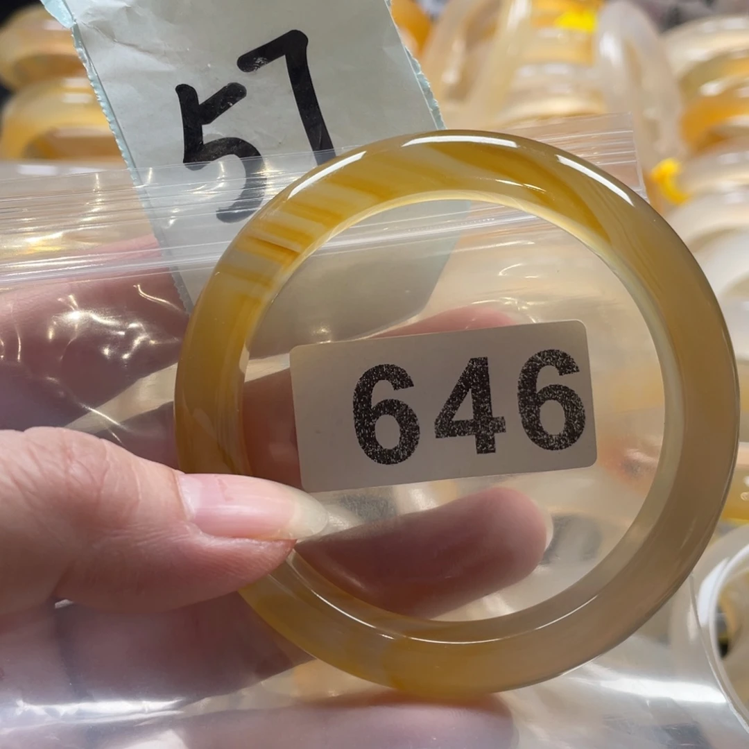 玛瑙/玉髓未镶嵌手镯