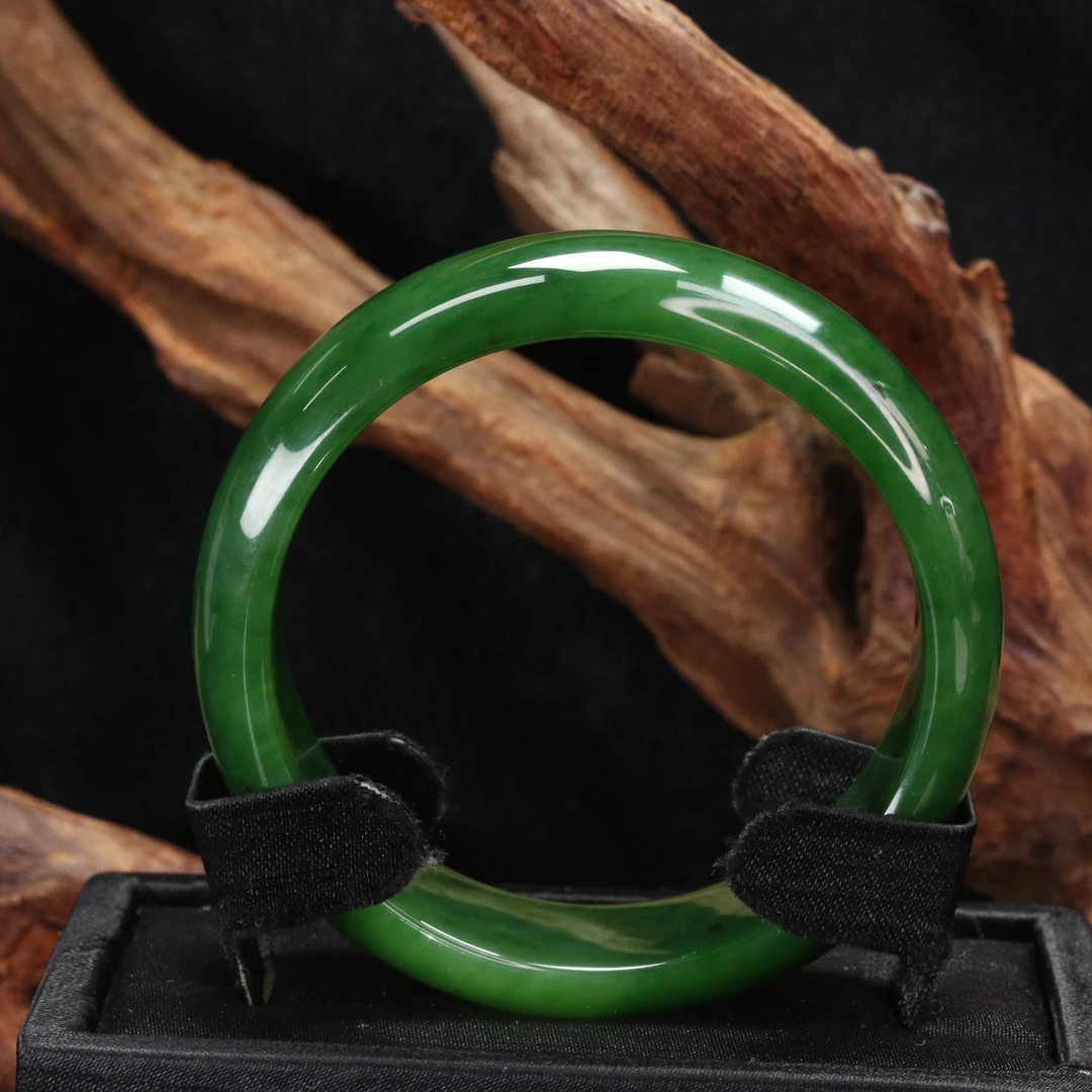 24和田玉老坑俄七碧玉手镯60圈/100453上海嘉禾拍卖
