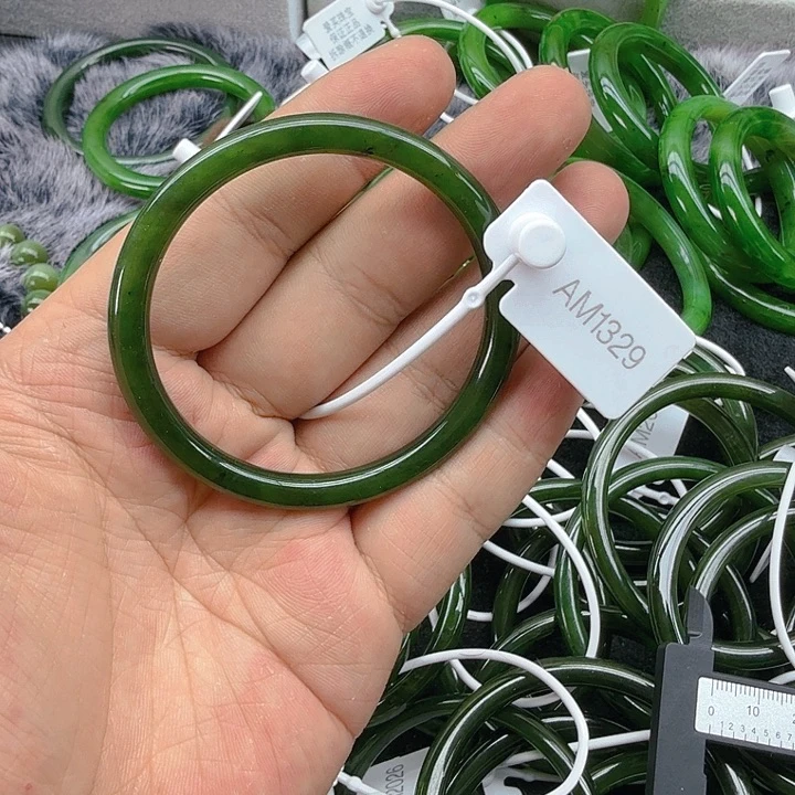 和田玉（碧玉）手镯未镶嵌55