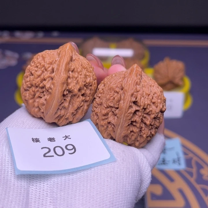 文玩核桃把件大蒜头35.209