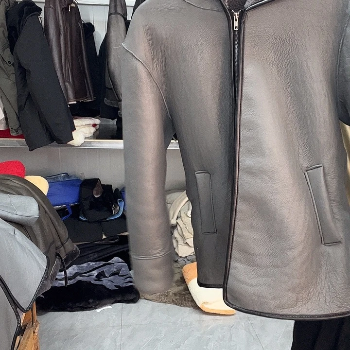 用***4羊羔毛羊皮材质搭配技巧