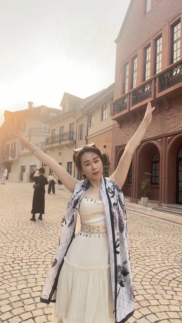 【YI YI/周一一奢品】主播同款百搭时尚伴手礼高档礼盒配手提袋