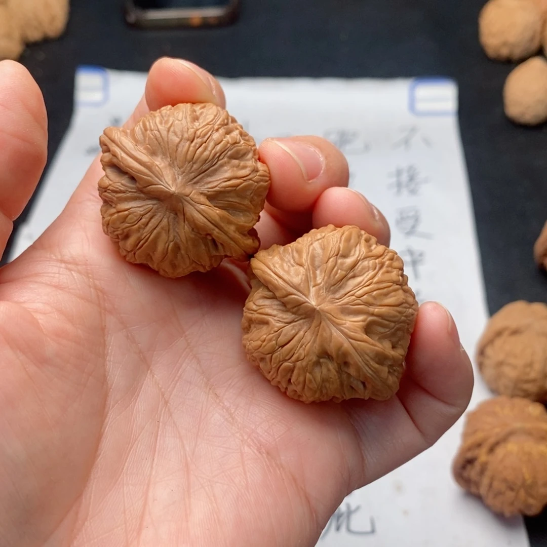 文玩核桃吊坠全**赴551。38战鼓色差