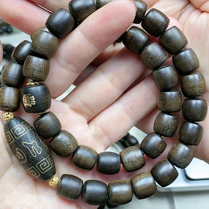 沉香手串x***e越南芽庄白奇楠沉水料