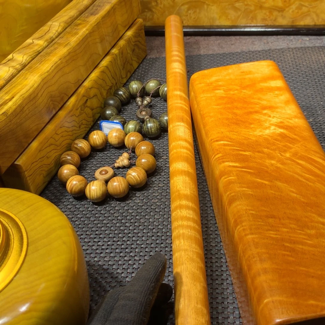 金丝楠白**猪金丝楠木料