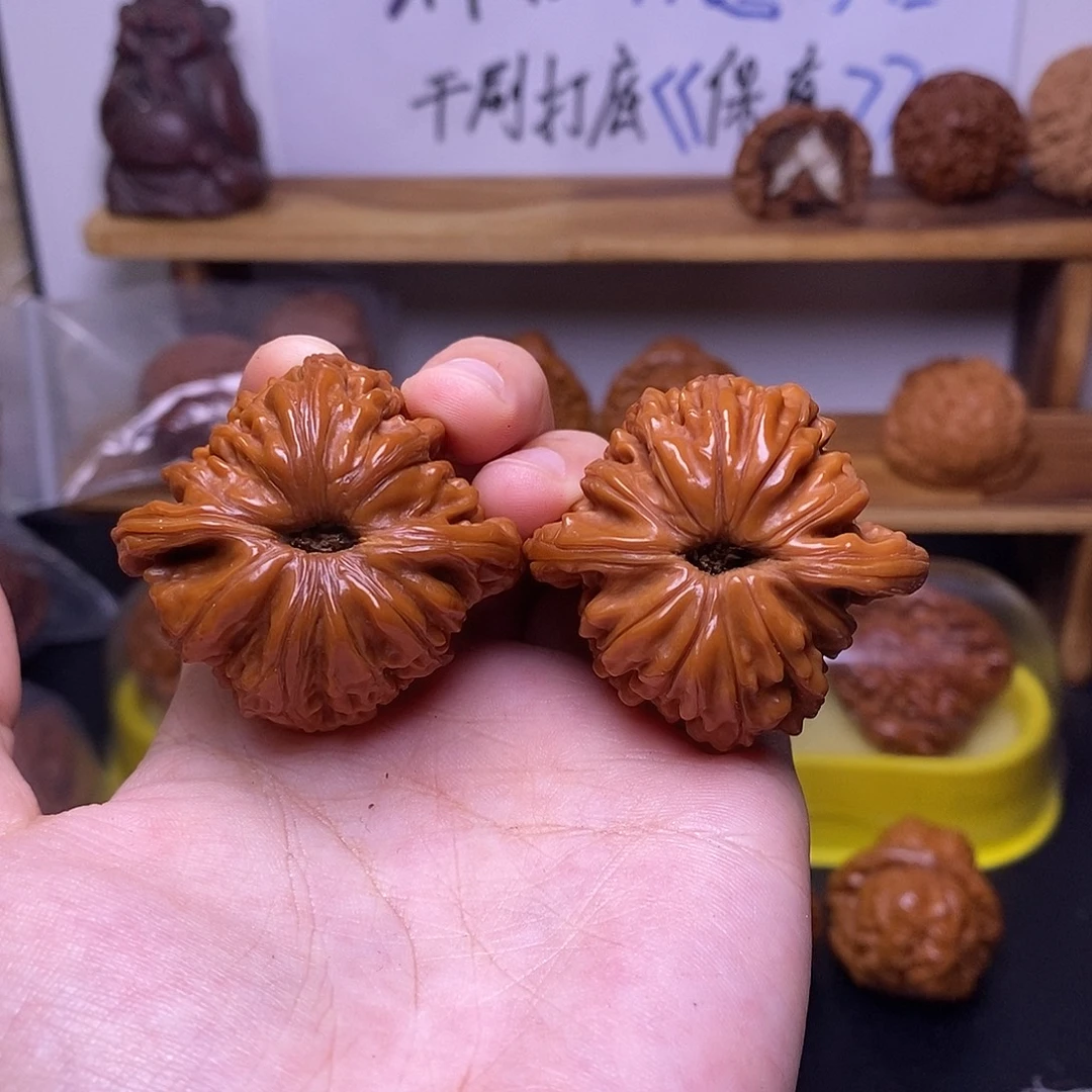 昭***桉吊坠文玩核桃篓子福利