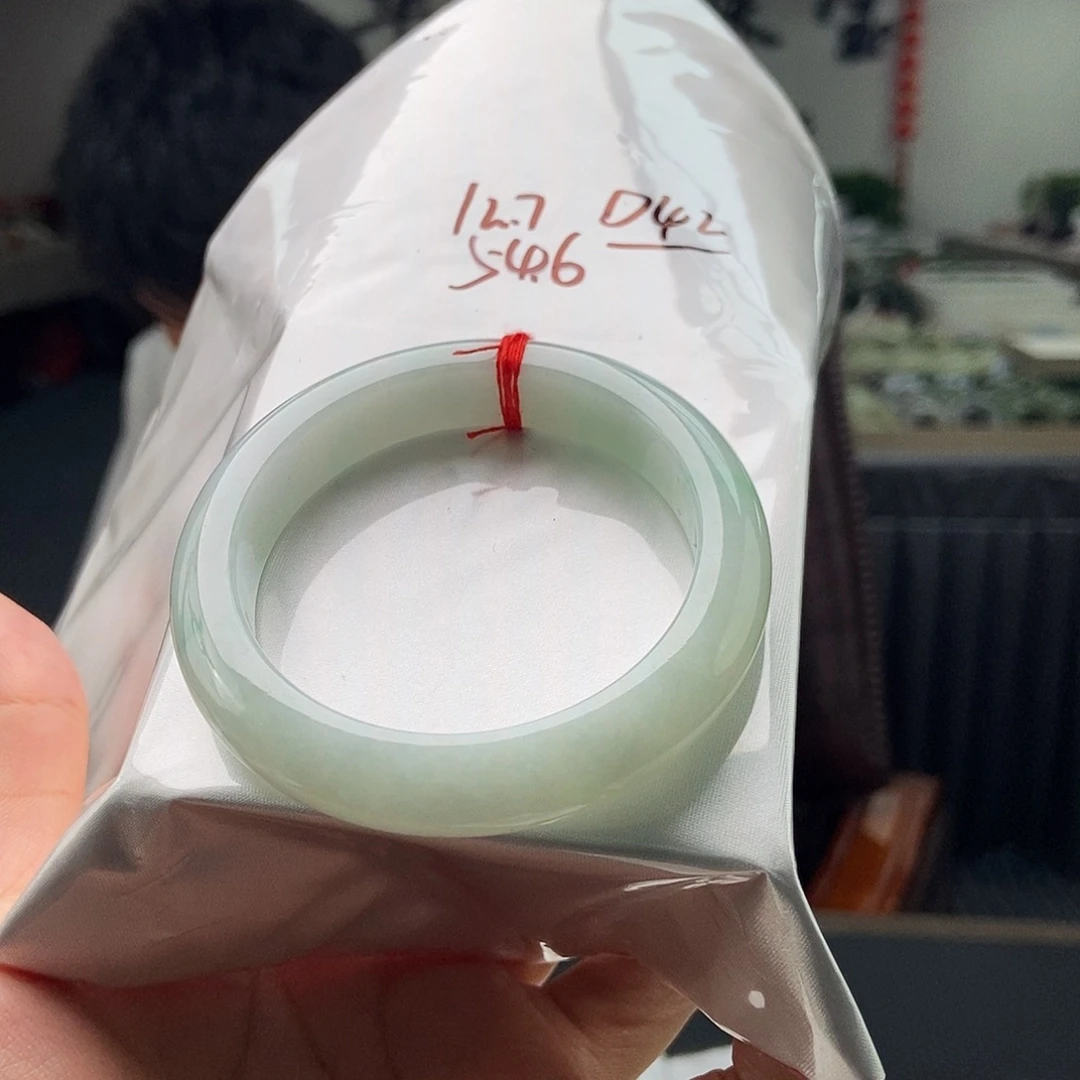 未镶嵌手镯翡翠拍一发一