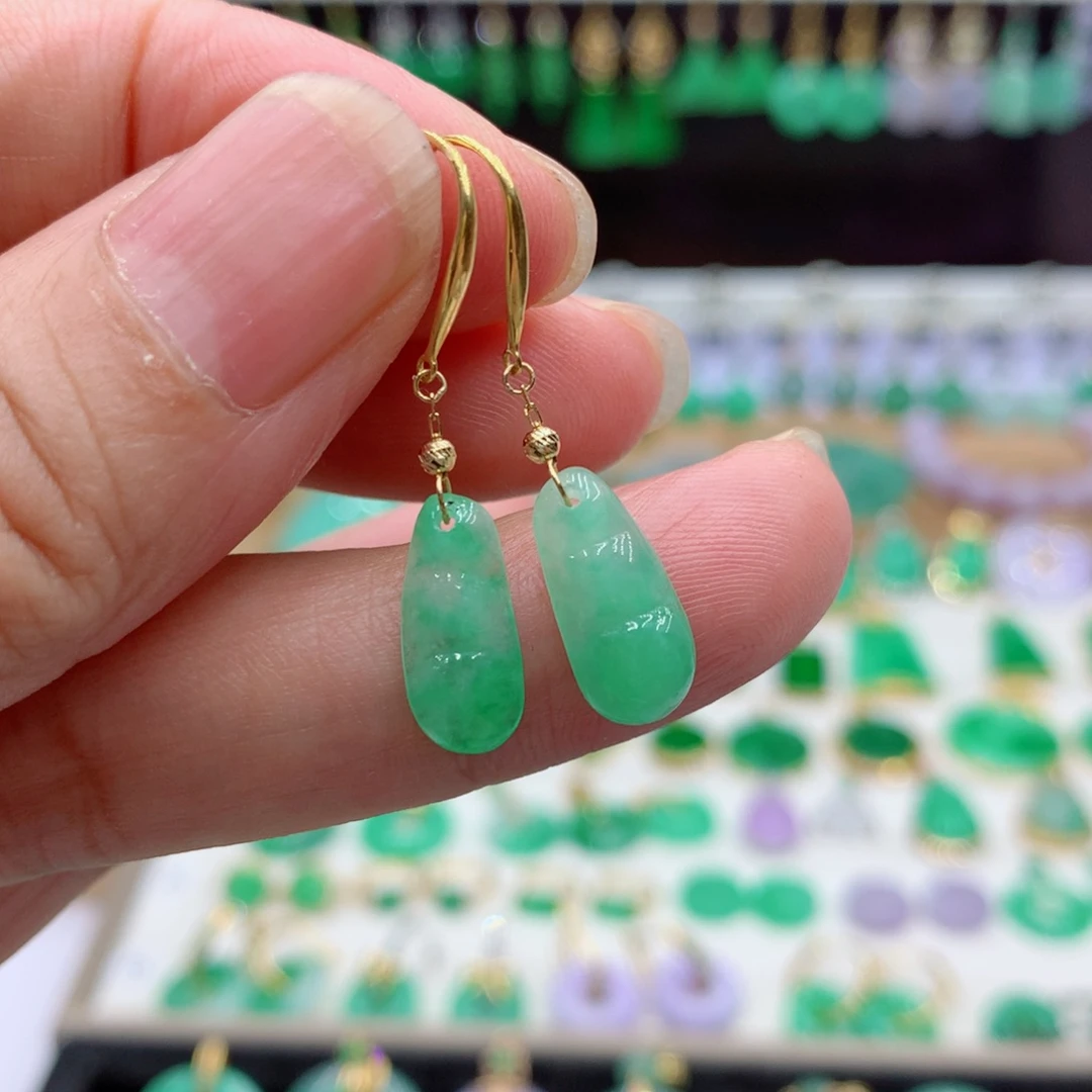 翡翠18K金镶嵌耳饰