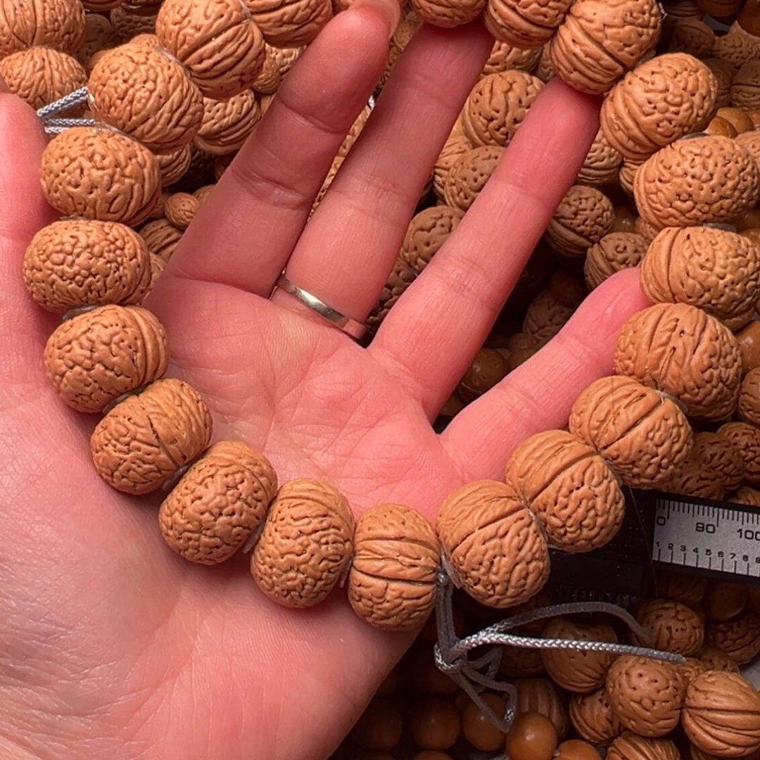 20尺寸密纹夹板桃核手持