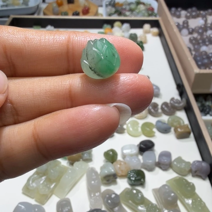 未镶嵌和田玉珠宝半成品