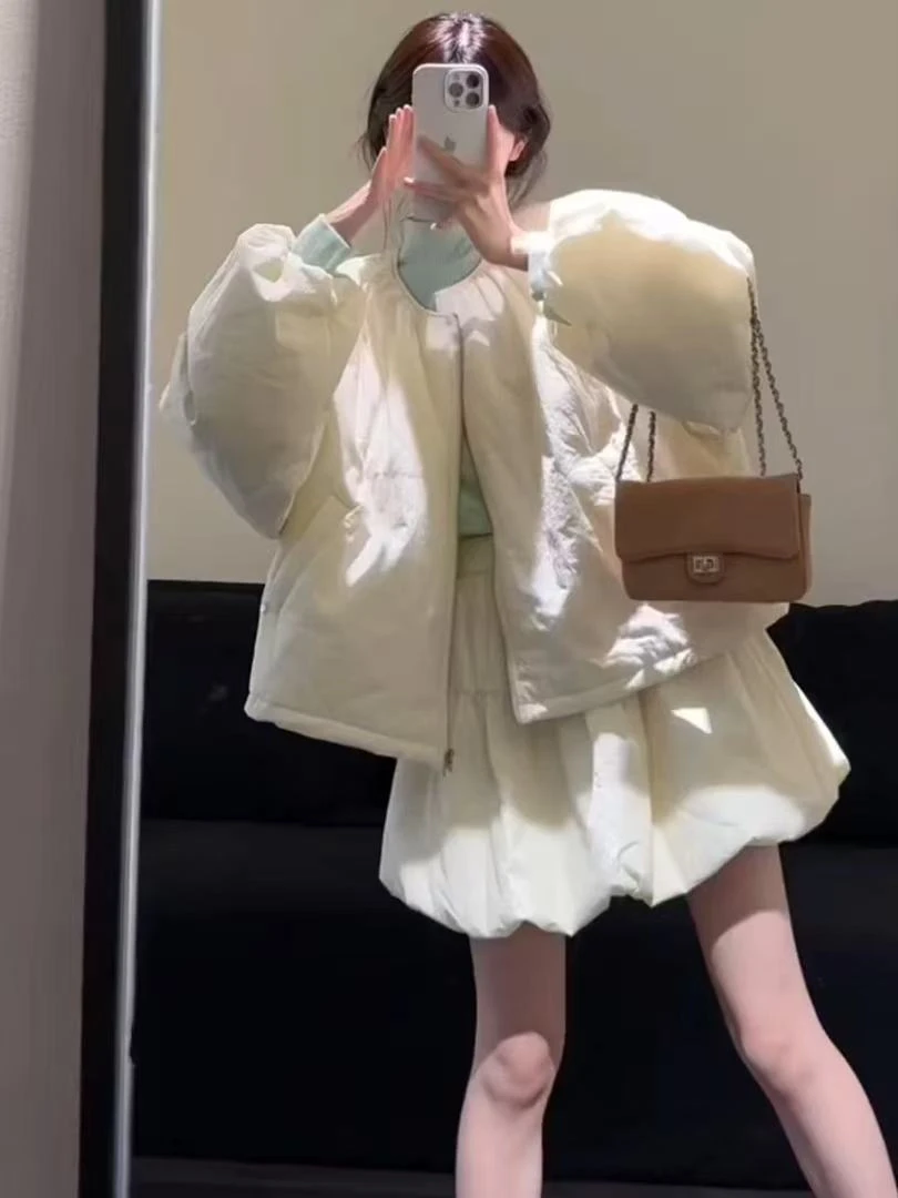 秋冬韩系穿搭一整套女新款减龄少女感棉服外套云朵短裙两件套8631