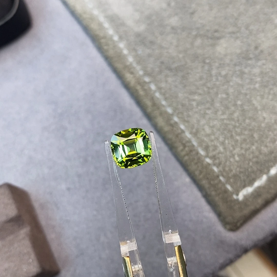 珠宝半成品未镶嵌碧玺2.94ct