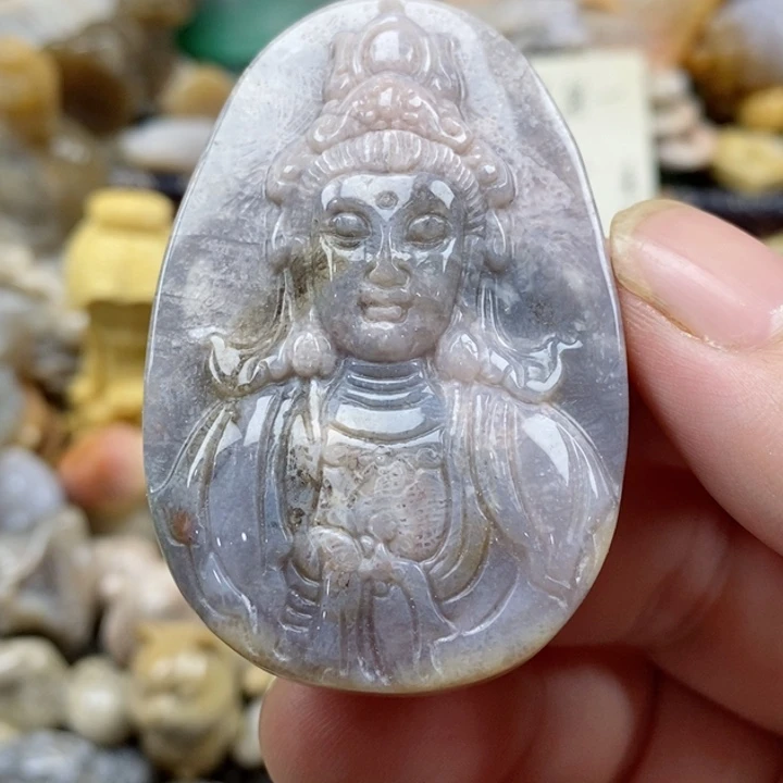 颈饰未镶嵌硅化珊瑚（珊瑚玉）