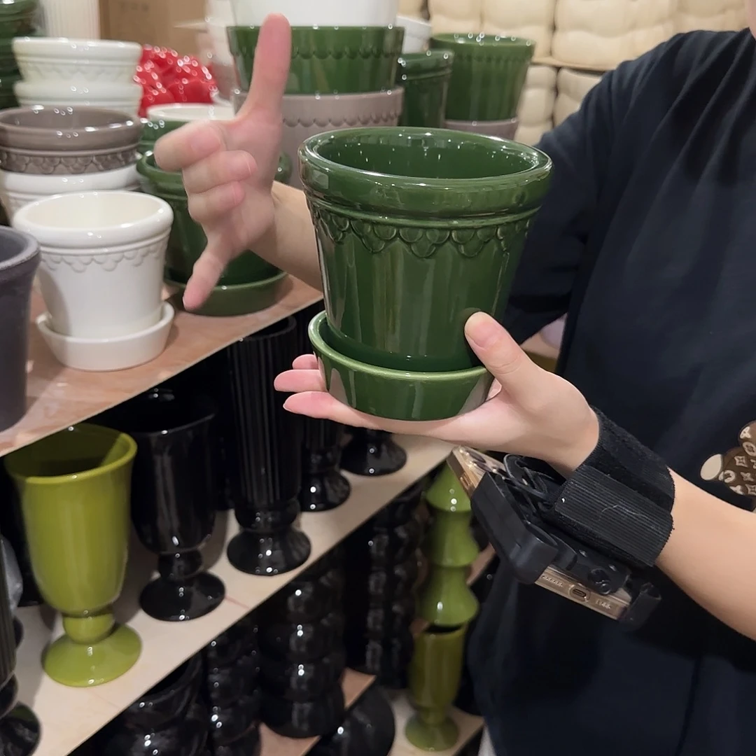 b4绿白带托花盆花盆花盆