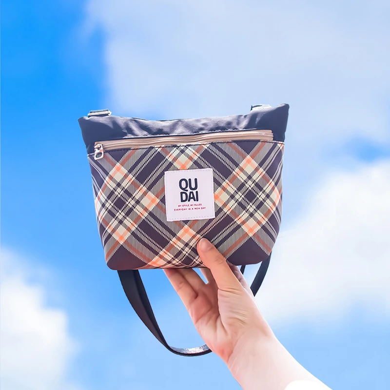 手机包女斜挎2025新款迷你夏季散步充电宝钥匙夏季散步女式小挎包