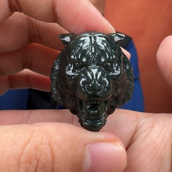 和田玉未镶嵌戒指