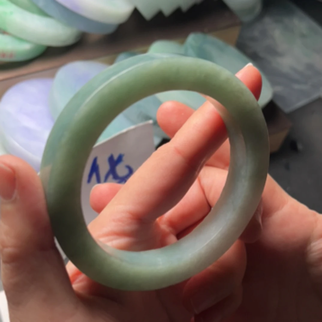 缅甸天然A货手镯定制