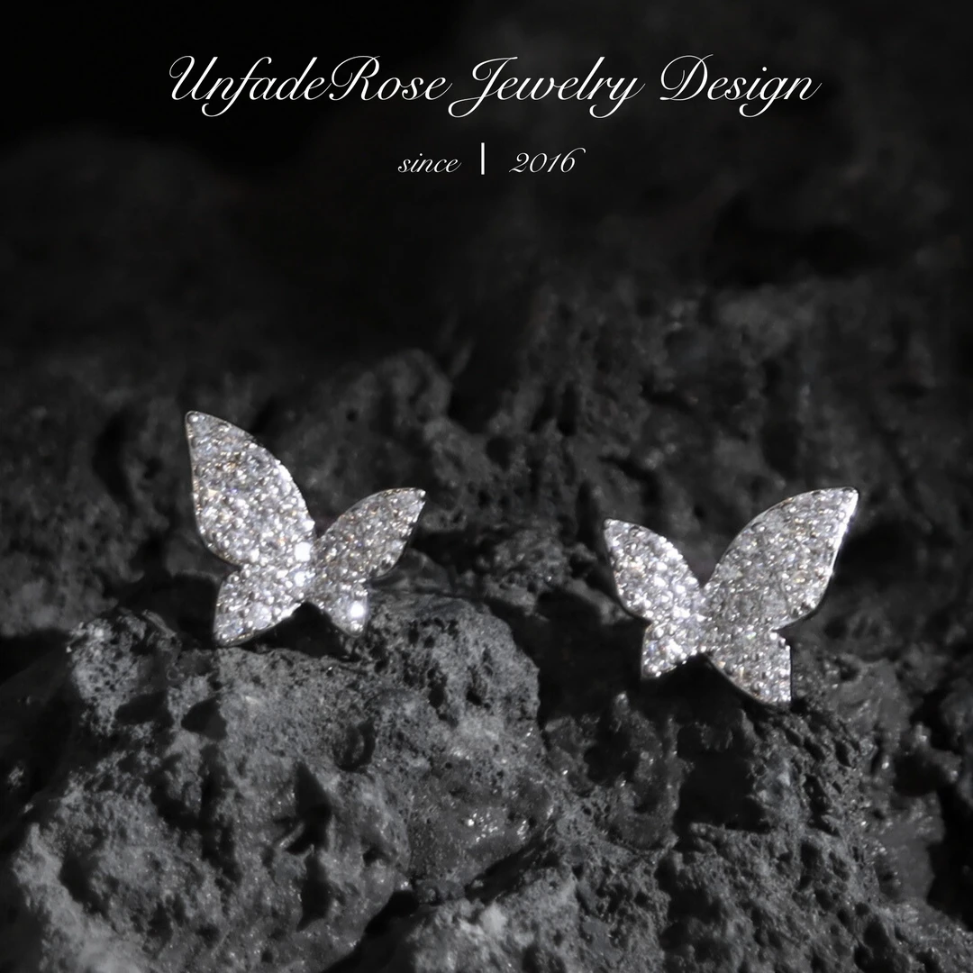 UNFADE ROSE 镀K金闪钻气质蝴蝶精致耳钉F069D