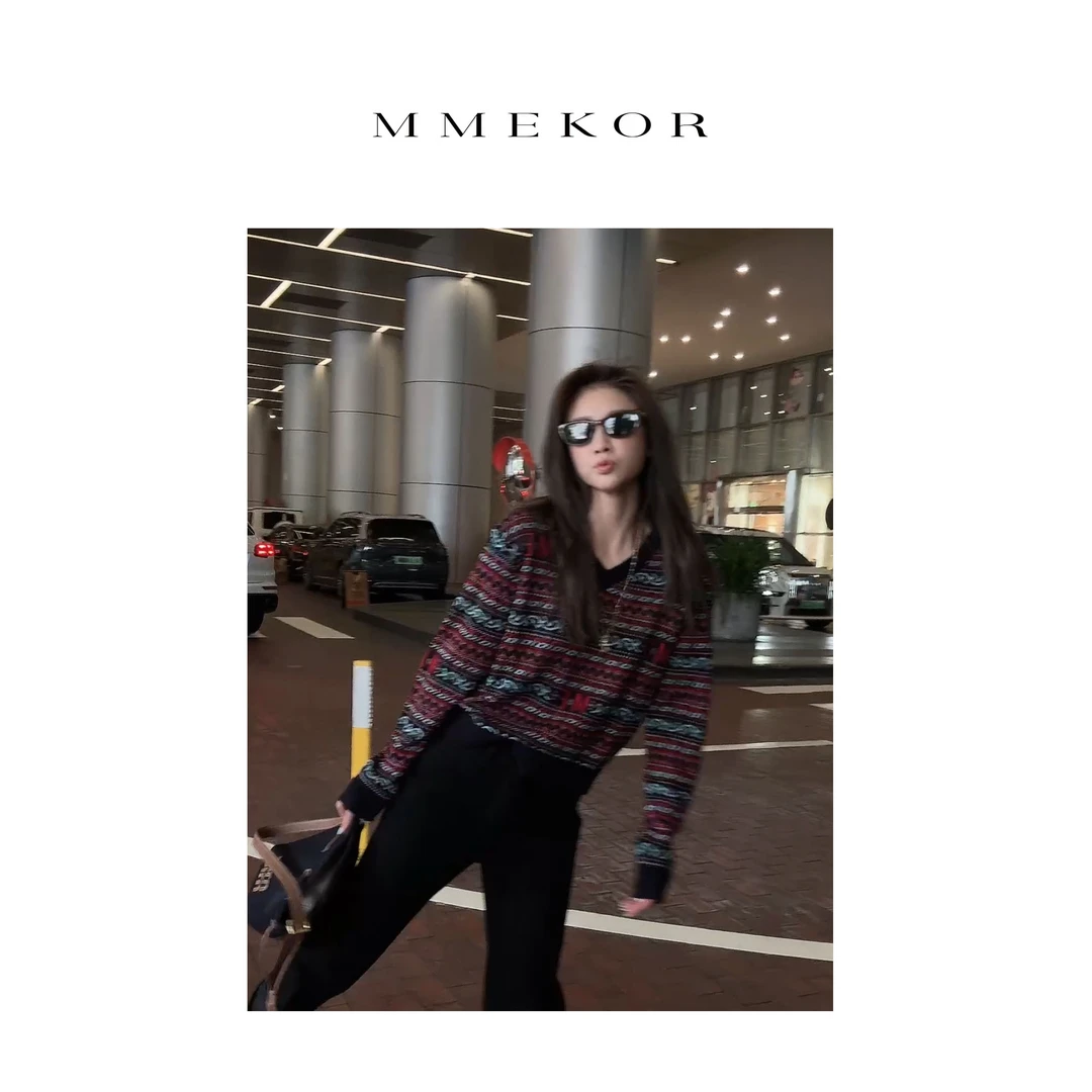 MMEKOR“凯尔密语”毛衣 2025新款秋款摩登街头复古上衣 30377