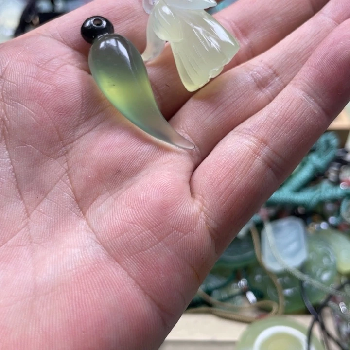 蛇纹石玉合金颈饰c*o