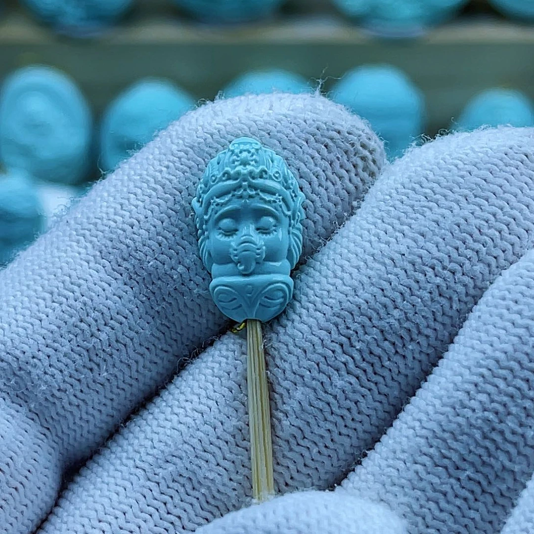 未镶嵌绿松石珠宝奇石