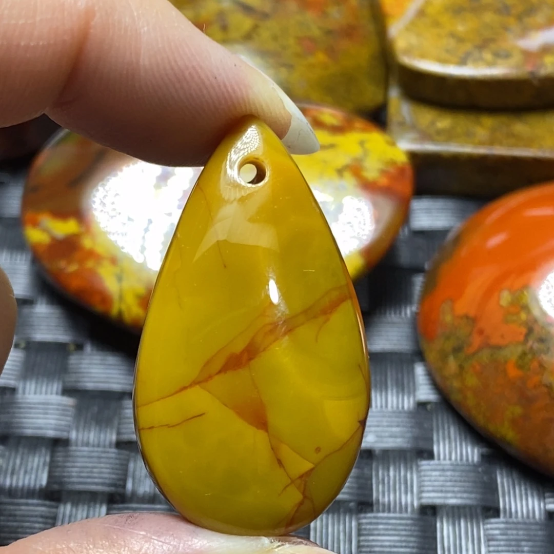 玛瑙/玉髓挂件未镶嵌