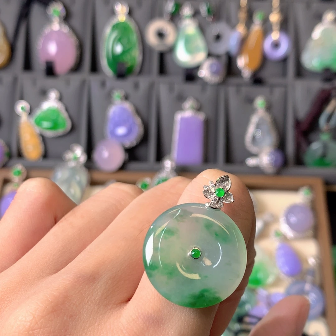 翡翠18K金镶嵌吊坠(不含链)