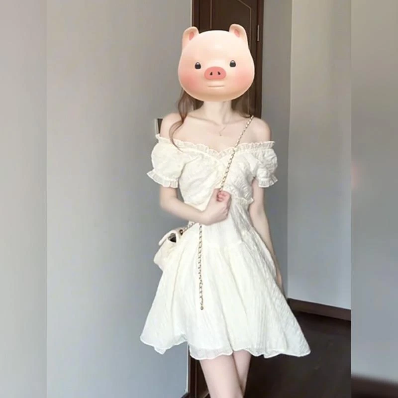 2025夏季新款法式纯欲温柔花边V领连衣裙女甜美收腰短裙子公主裙