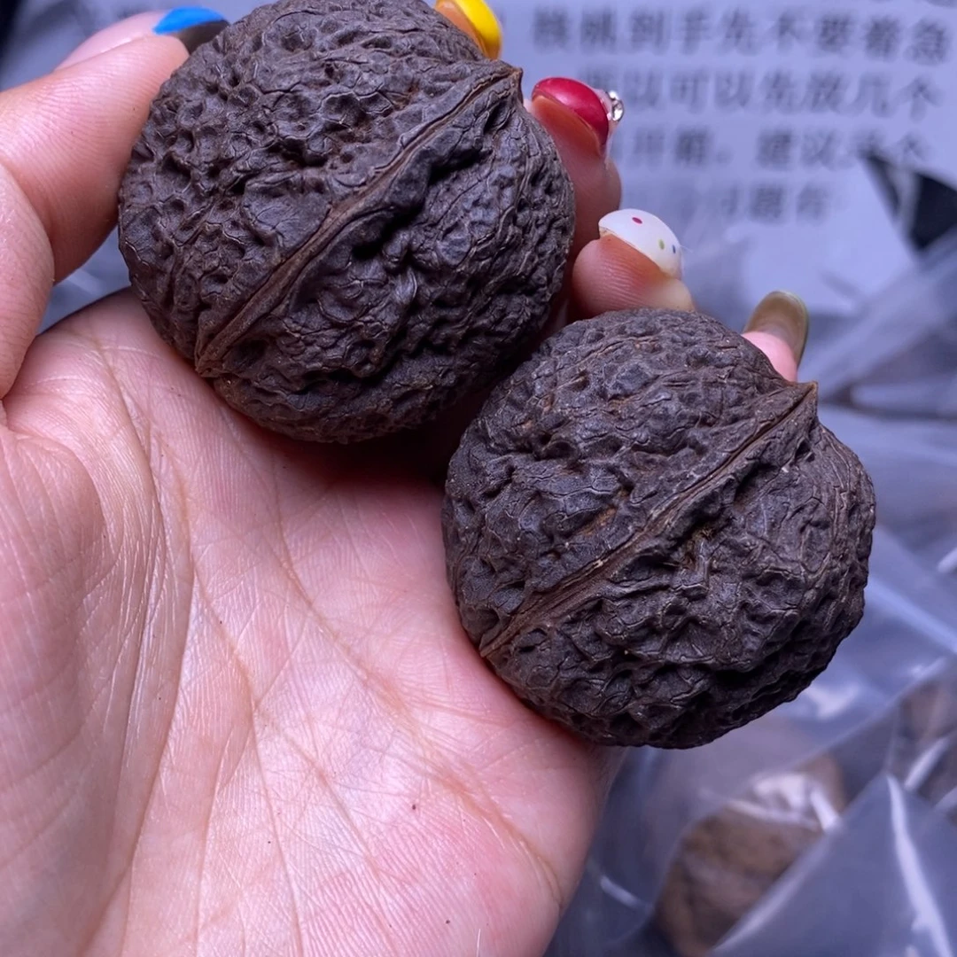 文玩核桃把件云南野生铁核桃4号41mm