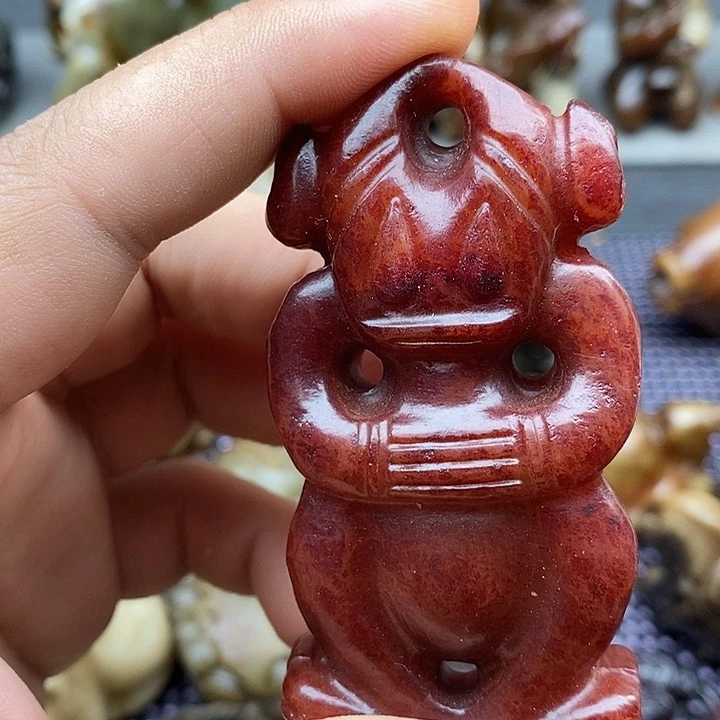 未镶嵌蛇纹石玉颈饰
