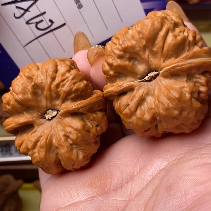 把件桃核精品大蛙蛙