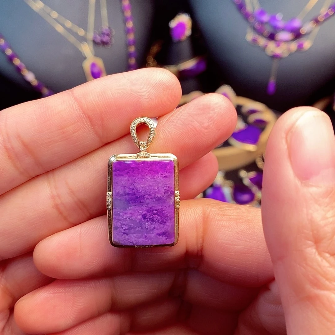 苏纪石（舒俱来）吊坠18K金镶嵌