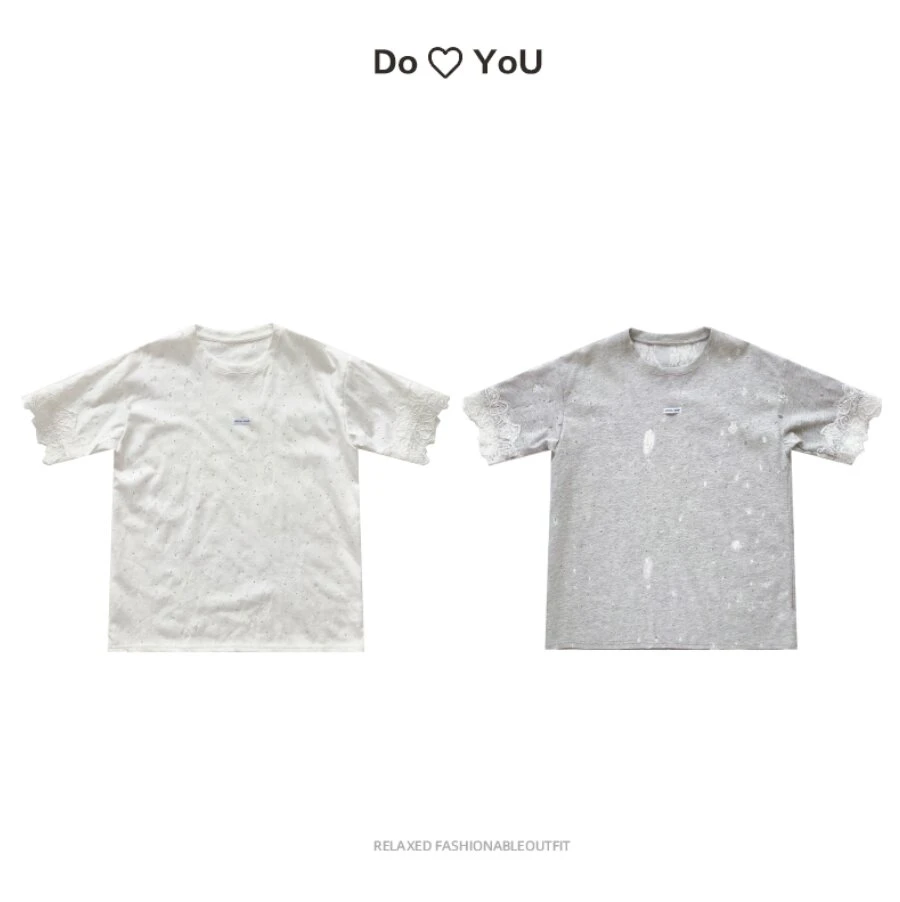 朵悠优《破洞烫钻蕾丝复合T桖》2025春夏设计感宽松短袖上衣HB-002